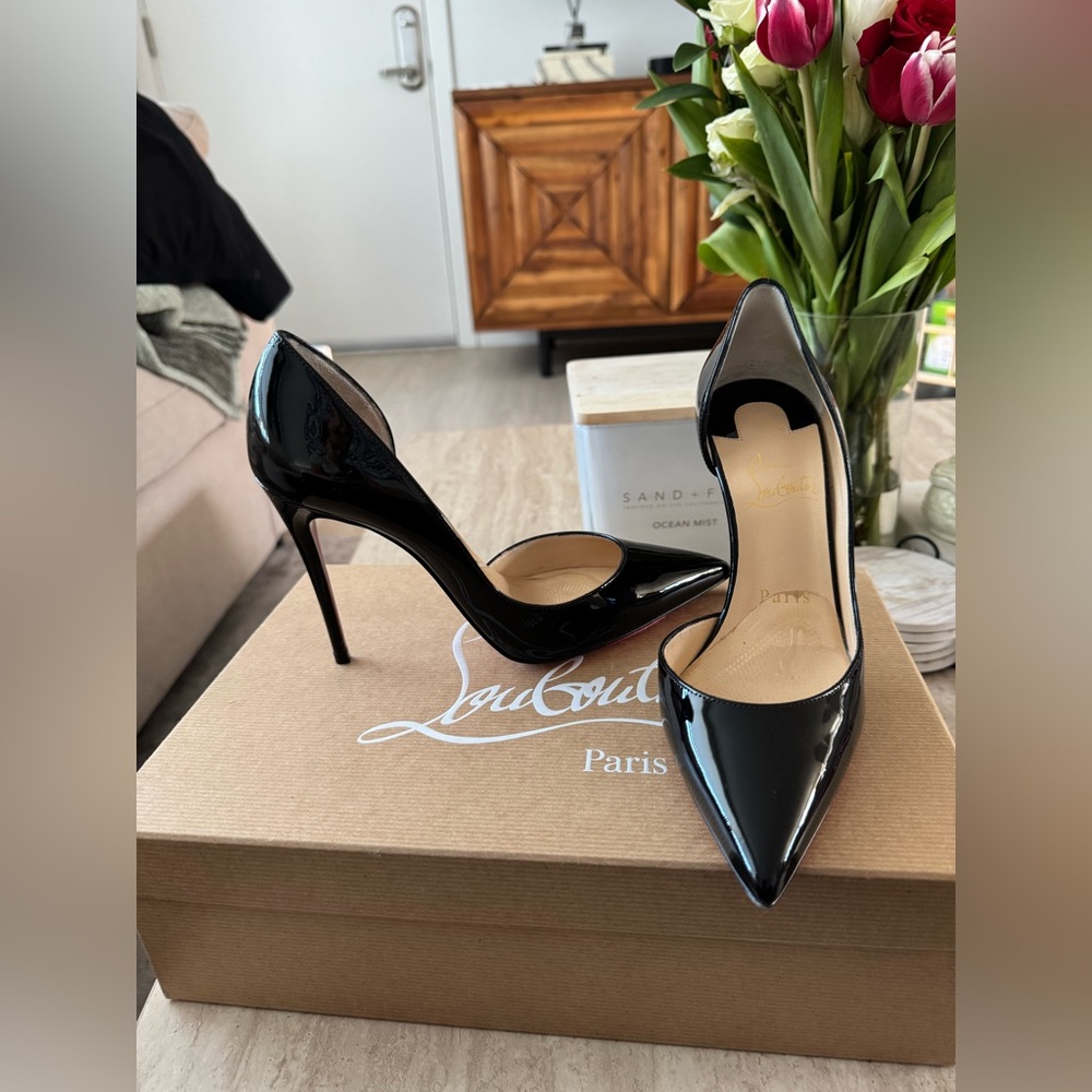 Christian Louboutin Iriza 100 Patent Leather Pumps – Black – Size 35.5 – Worn 2x